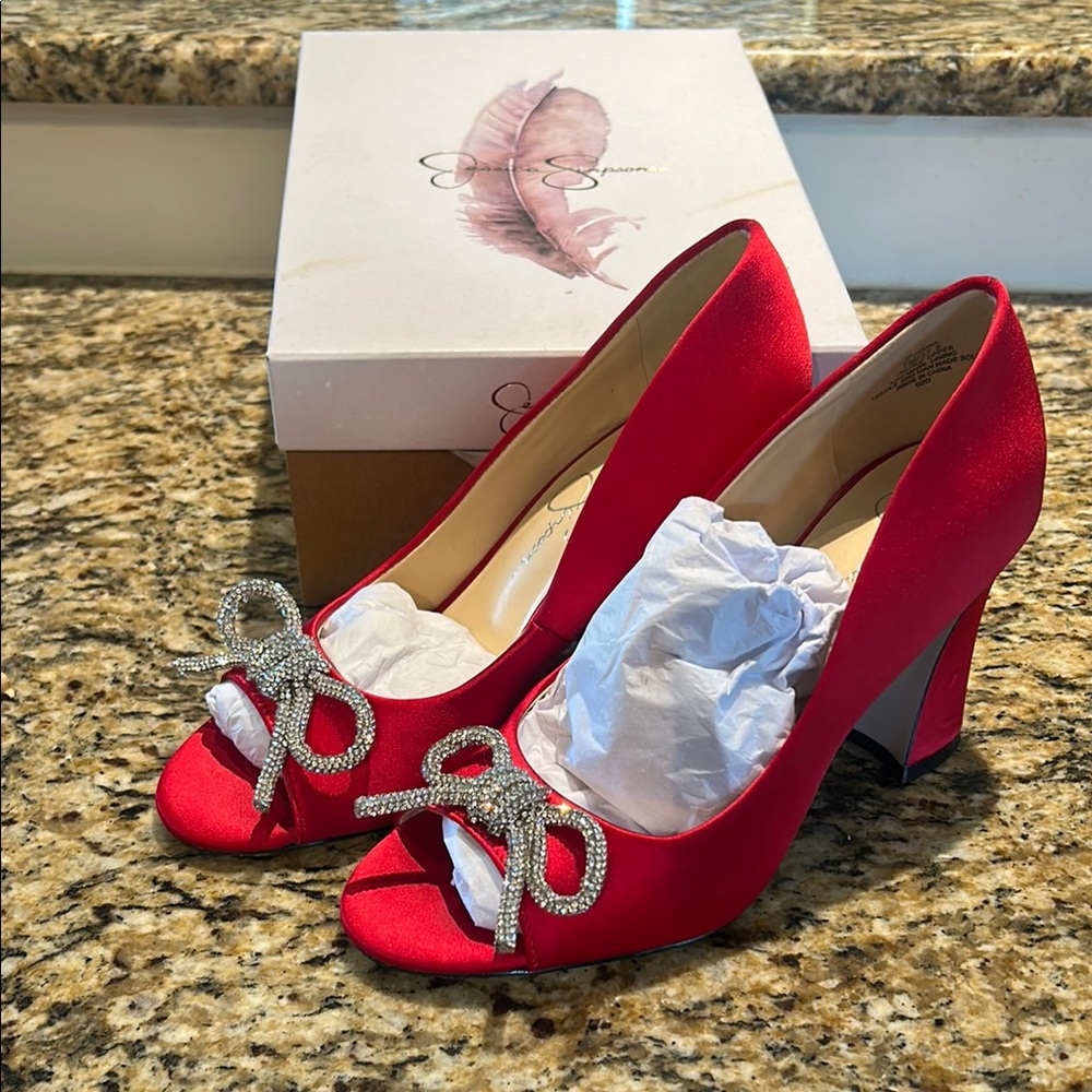 Elegant Red Peep-Toe Heels with Bow Accent